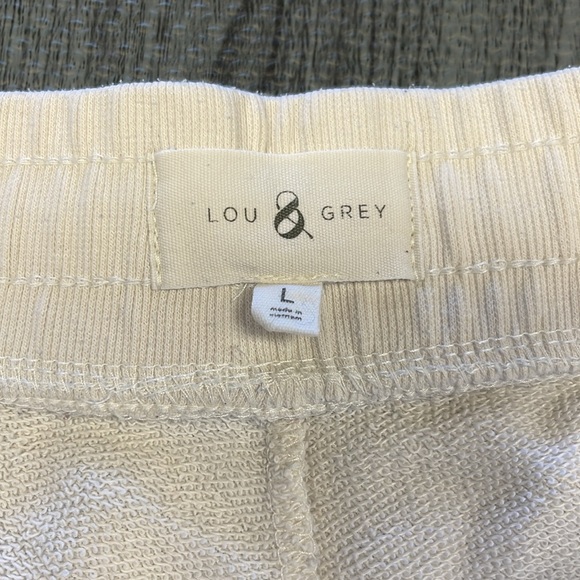 Lou & Grey LOFT Cream Drawstring Shorts - Size L - Picture 4 of 9